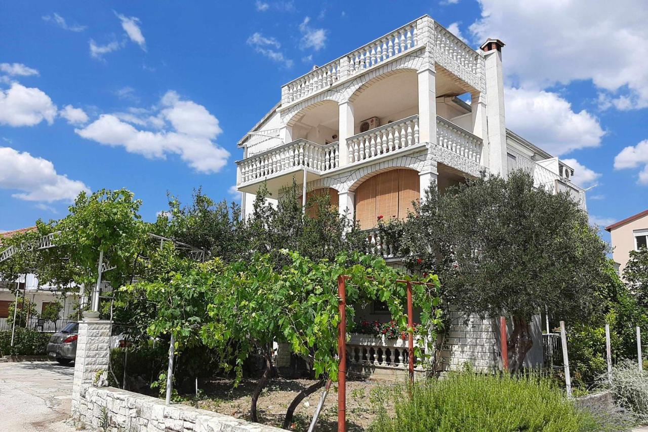Apartments And Rooms With Parking Space Kastel Stafilic, Kastela - 18673 Zewnętrze zdjęcie
